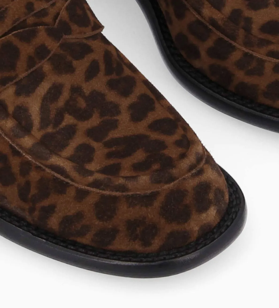 Outlet FREE LANCE Paris Mocassin à talon à bout carré - Anaïs 50 - Cuir velours - Léopard
